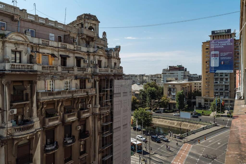 Sunny 2Br Flat - Old Town View Apartment Букурещ Екстериор снимка