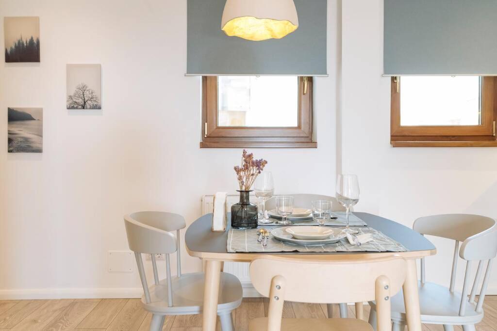 Sunny 2Br Flat - Old Town View Apartment Букурещ Екстериор снимка